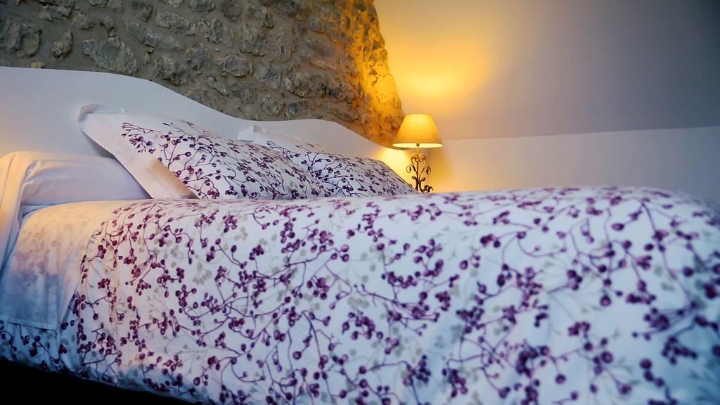 Les Camelias Bed and Breakfast Lalinde Eksteriør billede